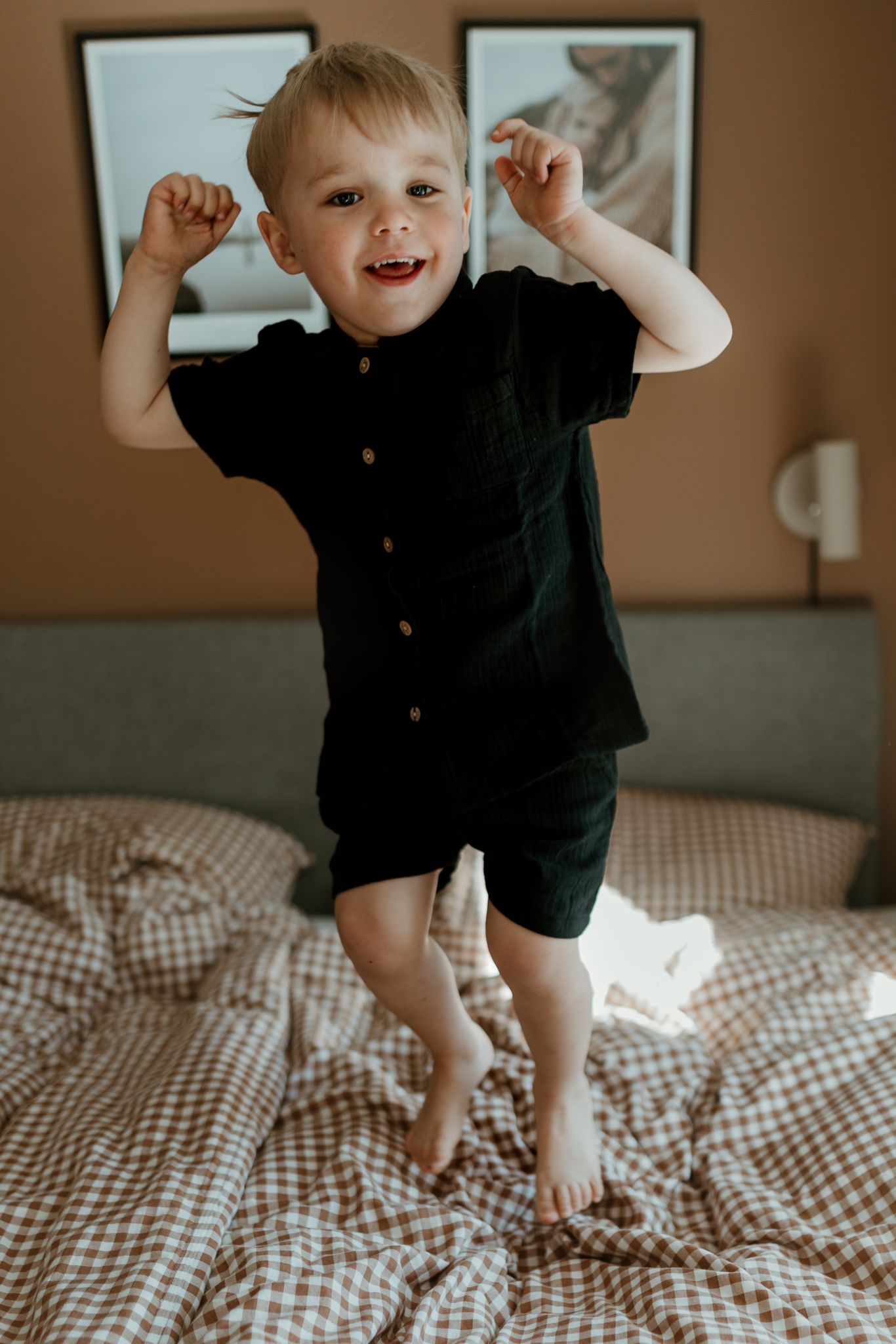Chemise noire pour garçon
