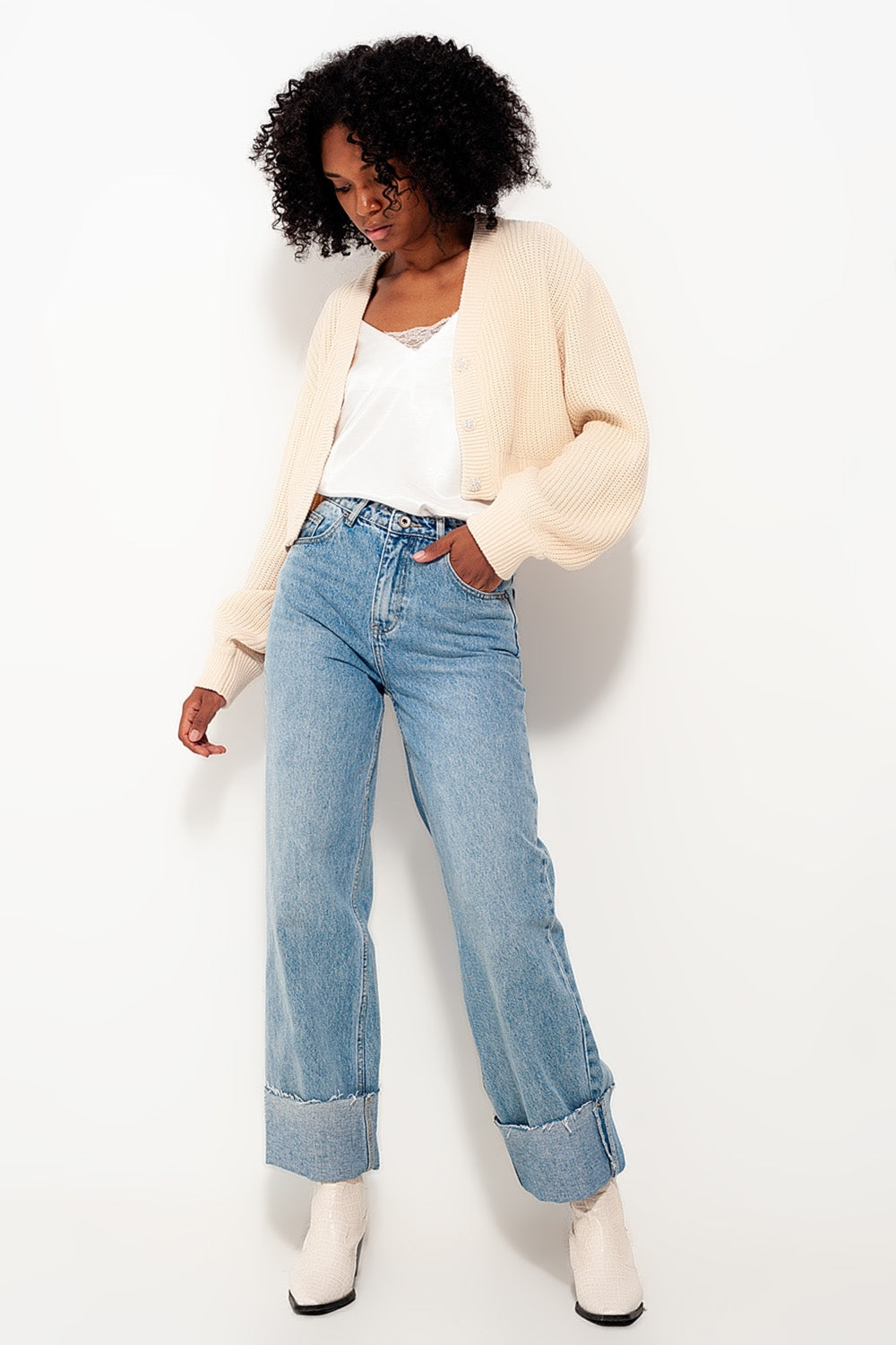 Cardigan à Boutons Bijoux