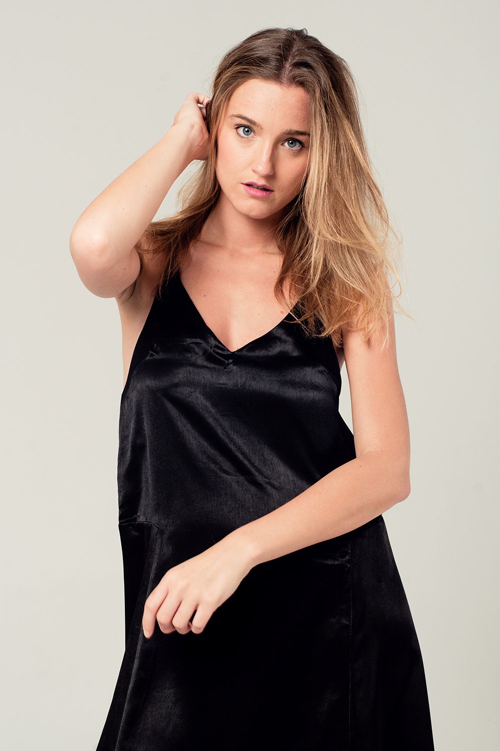 Robe Midi avec Détail au Dos