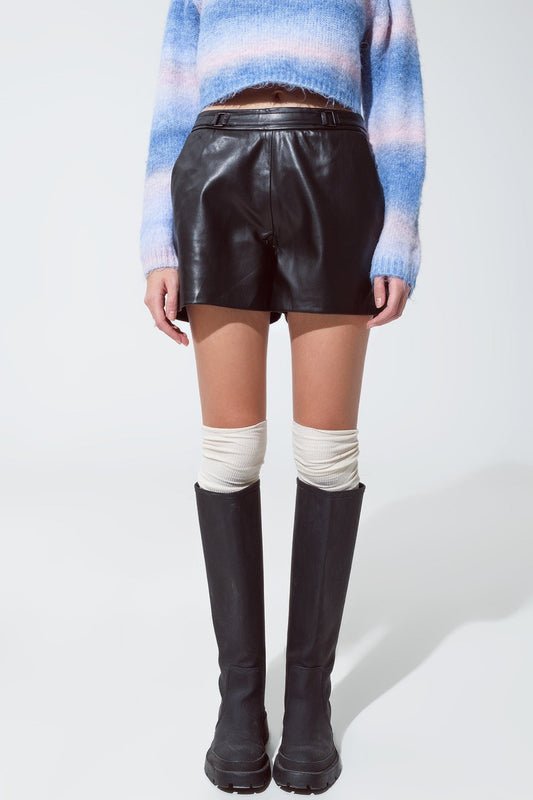 Short en Simili Cuir